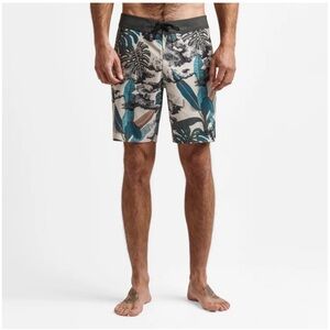 Roark Passenger Primo Paradaiso board shorts